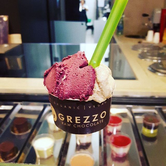 It's Grezzo time! #grezzo #icecream tastes like nothing else. And icy experience close to a revelation. All ingredients #raw and #vegan. Don't be disappointed by the minuscule 3 euro cup: it's so good and nourishing that you won't need more. Probably the best icecream in Rome, but I'll keep tasting! 